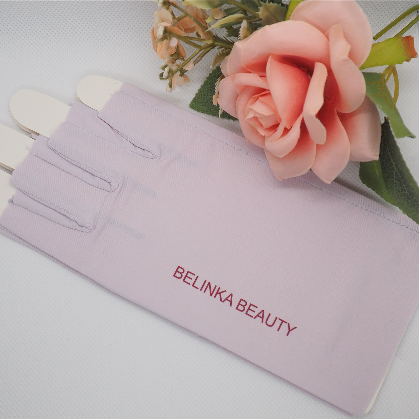 UV protection gloves for manicure with UPF 50+